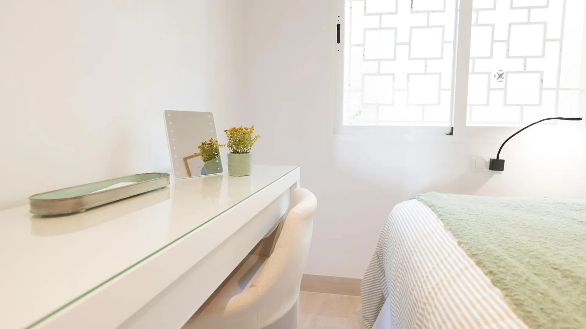 Apartment Seaside Spa Luxury Flat - Jacuzzi - Sauna - Sea View La Herradura