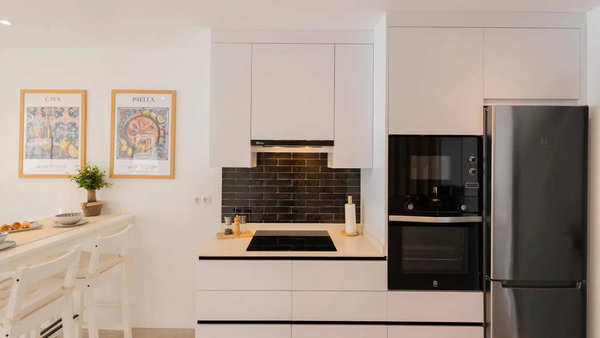 Apartment Seaside Spa Luxury Flat - Jacuzzi - Sauna - Sea View La Herradura  Spain
