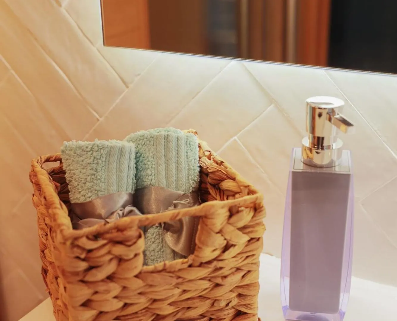 Seaside Spa Luxury Flat - Jacuzzi - Sauna - Sea View La Herradura  0*, La Herradura (Granada) Spain