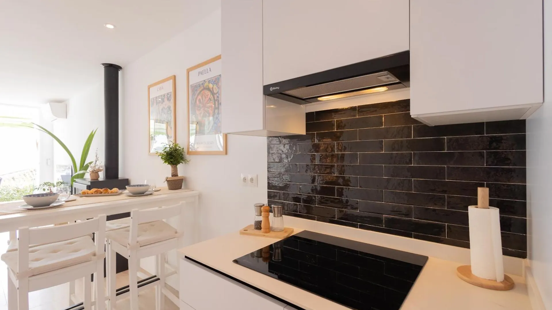 Seaside Spa Luxury Flat - Jacuzzi - Sauna - Sea View La Herradura  Apartment