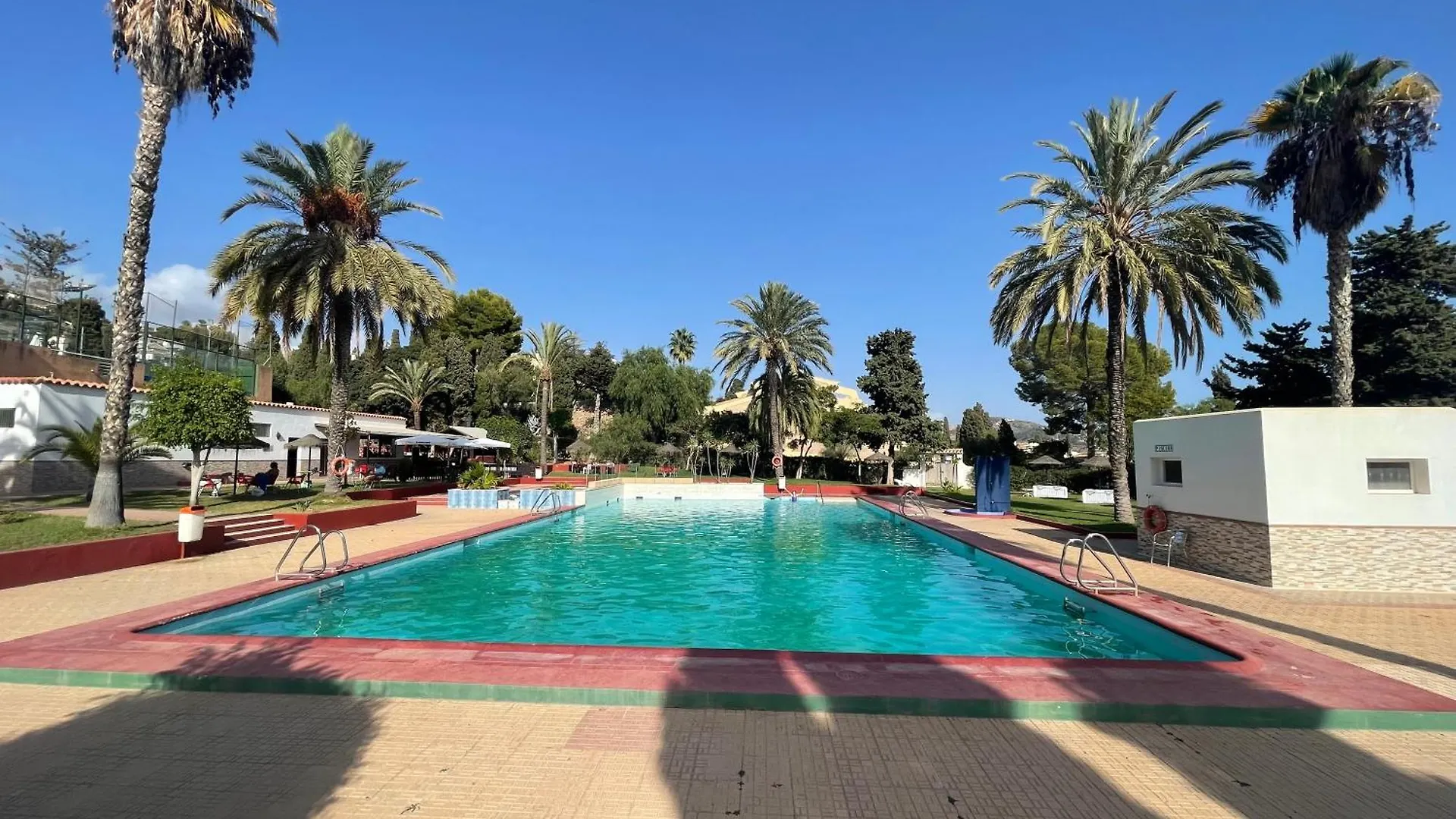 Seaside Spa Luxury Flat - Jacuzzi - Sauna - Sea View La Herradura  Spain